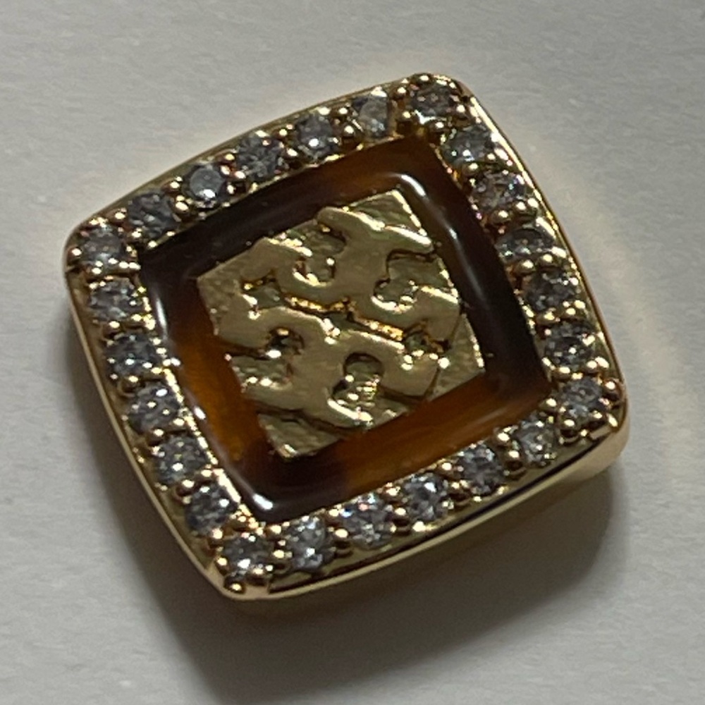 Tory Burch tortoise crystal McCoyLogo stud earrings - Picture 7 of 7